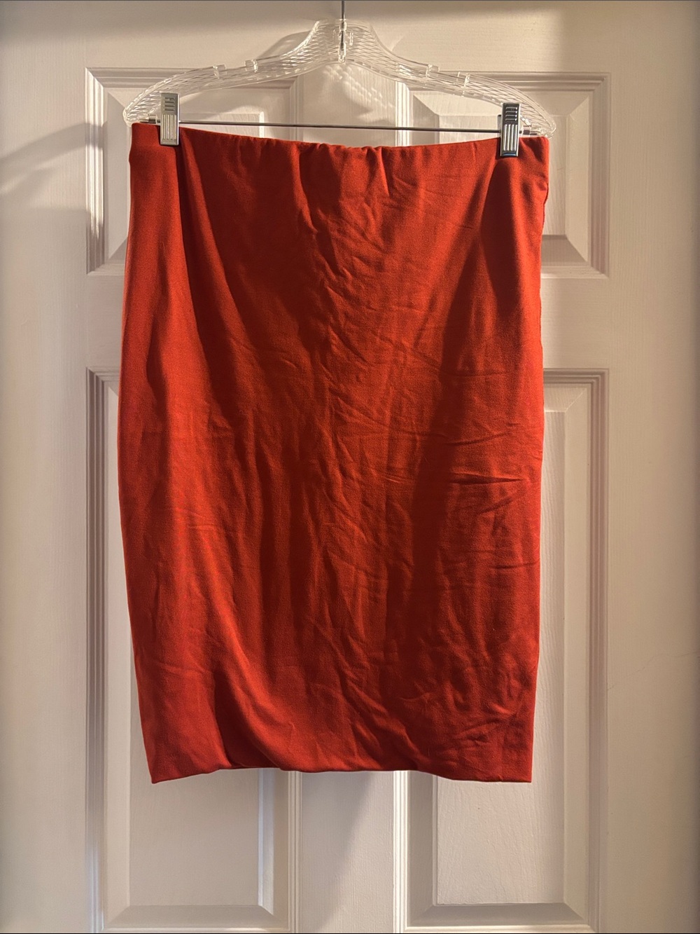 Revamped Orange-Red Pencil Skirt - Streamlined Silhouette
